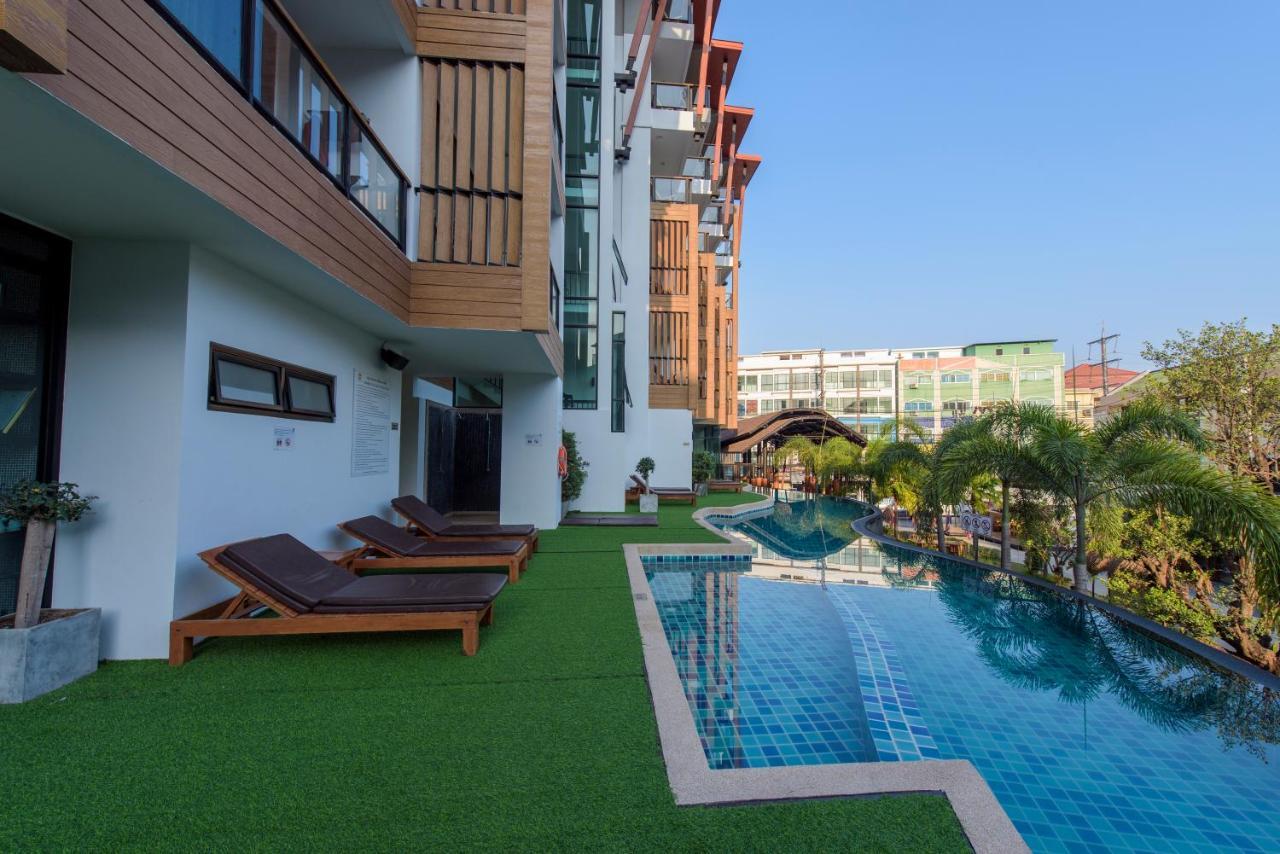 The Lunar Patong Phuket Exterior foto